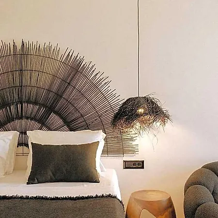 Gazelle Living فندق Santorini Island
