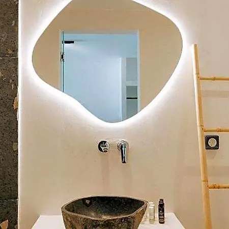 Отель Gazelle Living Санторини